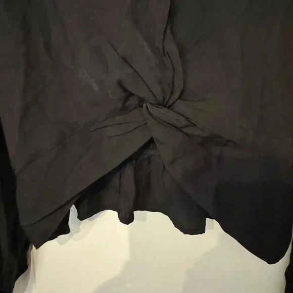 🍀 MINKPINK NWT HARPER TWIST BLOUSE SIZE XL - Picture 5 of 6